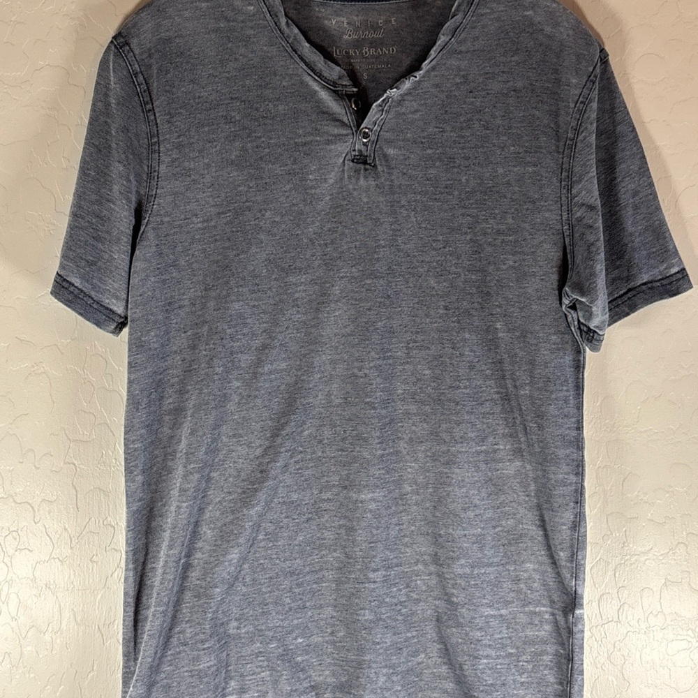 LUCKY BRAND VENICE BURNOUT HENLEY SHIRT ( MENS Small ) DISTRESSED Gray